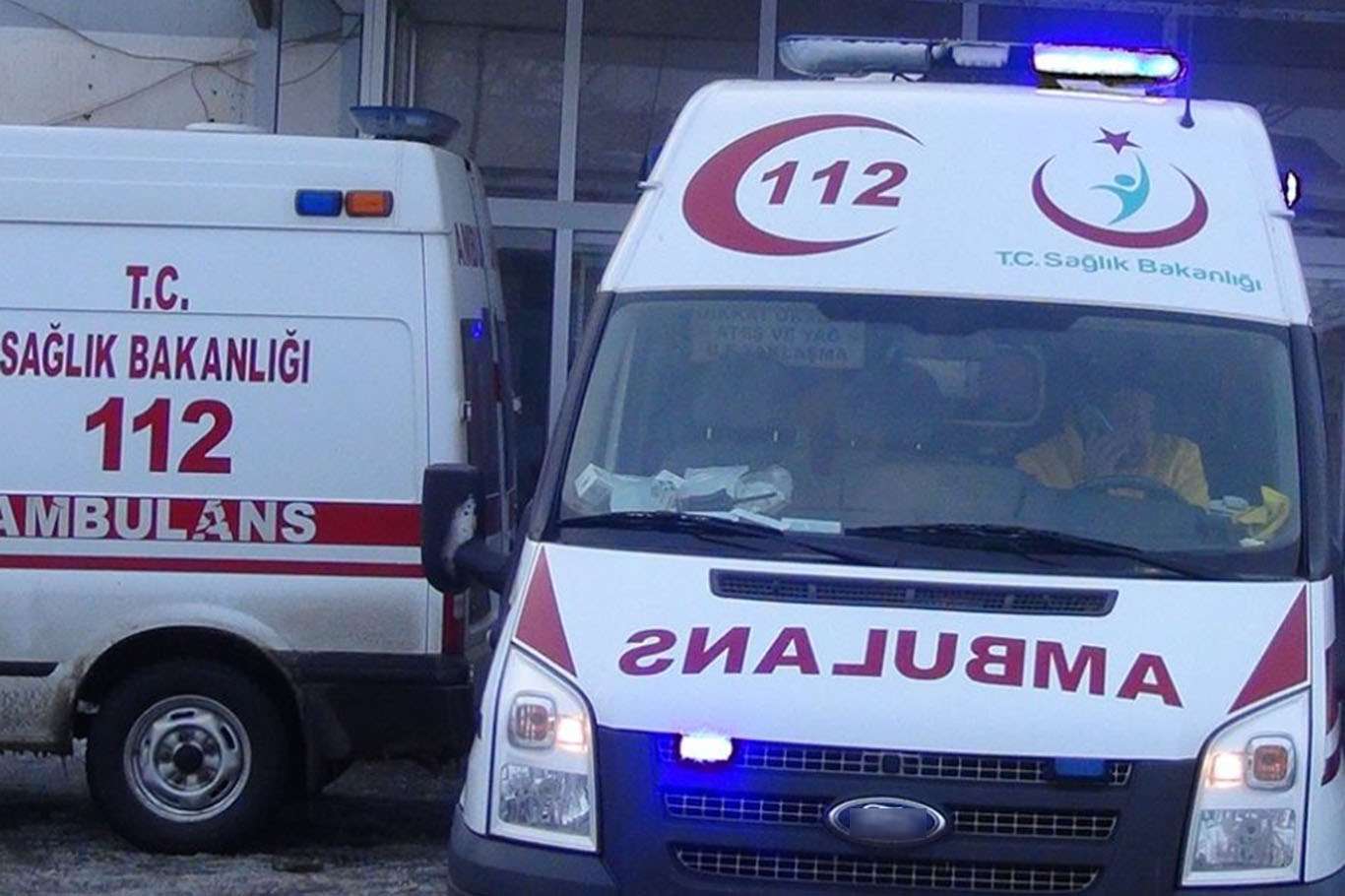 Kayseri'de otobüs kazası: 30 yaralı Kayseri'de otobüs kazası: 30 yaralı